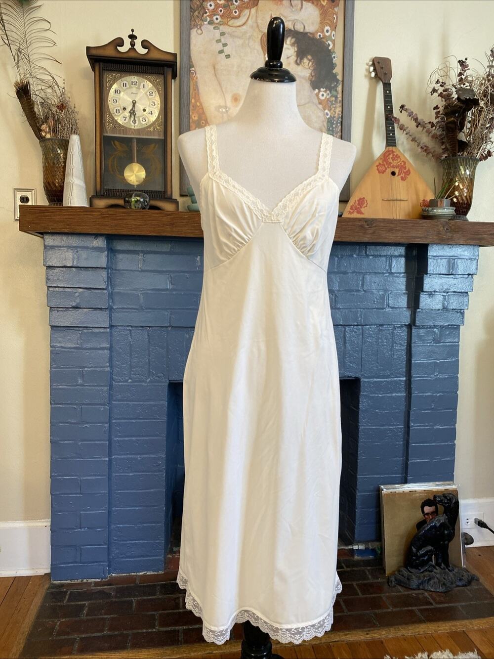 SHADOWLINE Vintage Full Slip Ivory Nylon Lace Trim Size 36 Tall